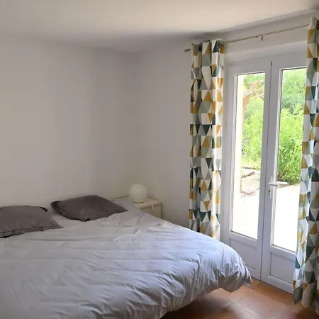 Holiday home Spacious House With Wi Fi And Swimming Pool Grimaud